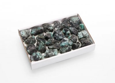 Emerald, Rough pieces Tray
