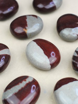 Shiva Lingam, Palm stone Bigpack