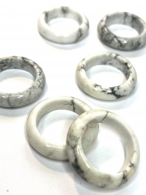 Howlit, Ring Storpack